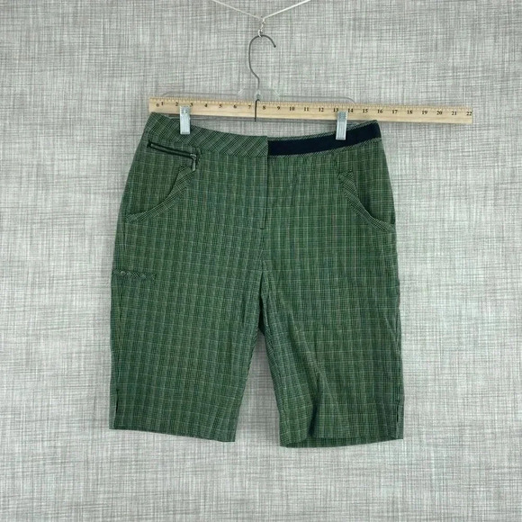 Annika Cutter & Buck Golf Shorts Womens 8 plaid green 2378 - Picture 1 of 8